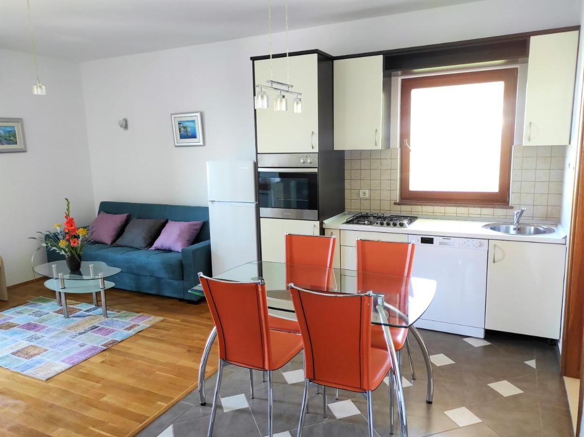 Apartment Biokovo Makarska Bagian luar foto