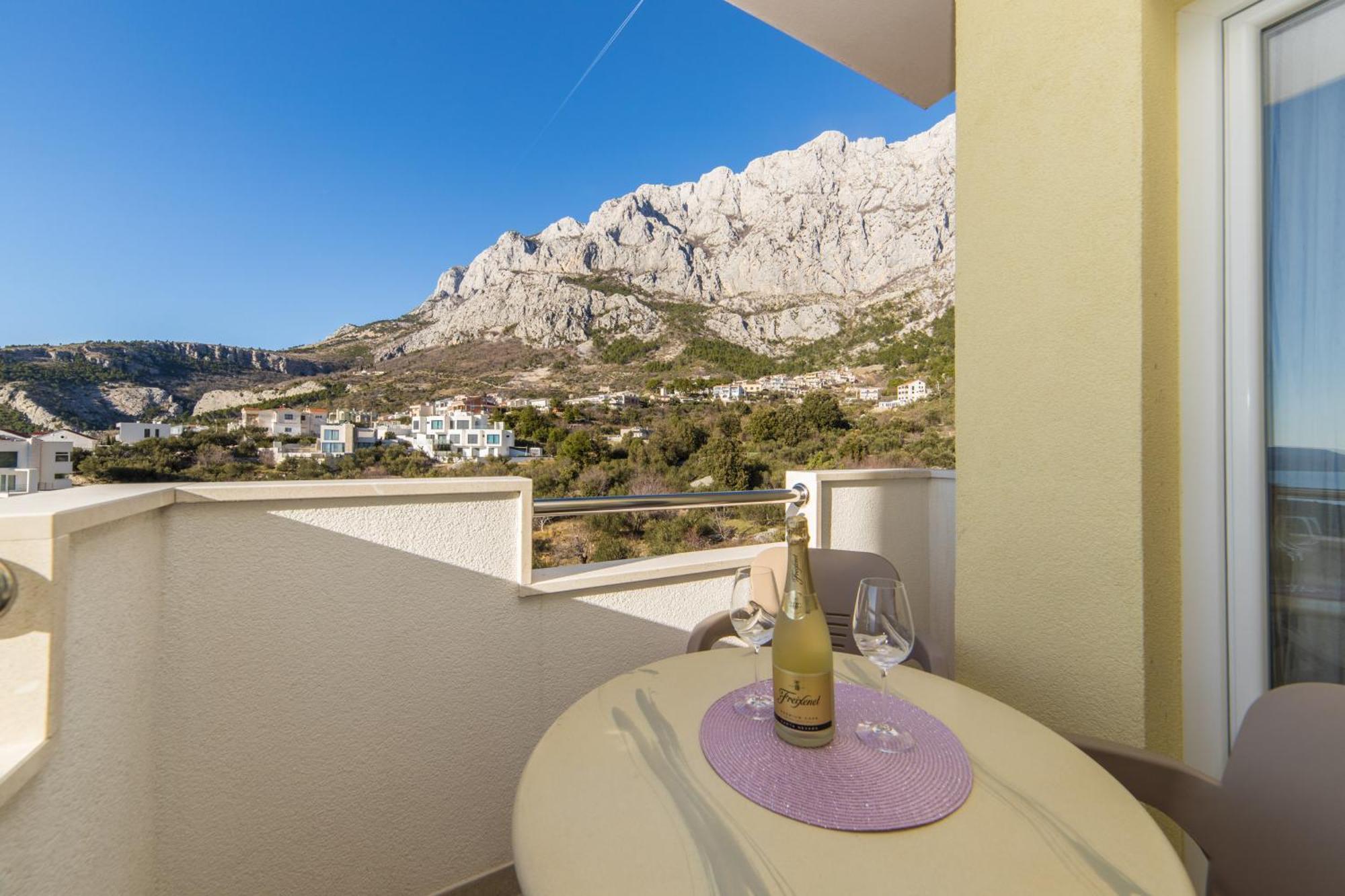 Apartment Biokovo Makarska Bagian luar foto