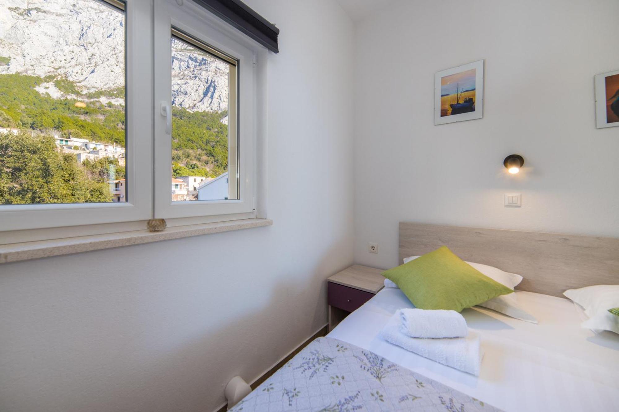 Apartment Biokovo Makarska Bagian luar foto